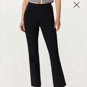 NWT Quince Ultra Stretch Ponte bootcut pants